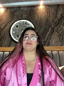 Chatroom XXX en direct de BellaPeers_