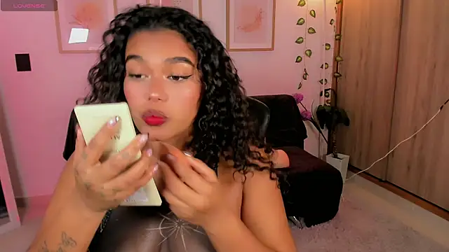 aleja_montiel__ Chat XXX in diretta