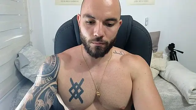 Isaac_Carter Show Webcam
