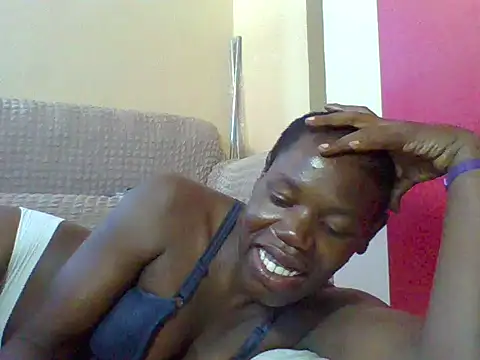 Blacksexyqueen24 – Live XXX-chat