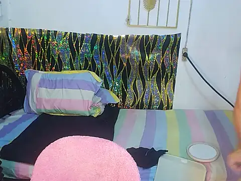 BIGMOMMYCOCKn Webbikameraesitys