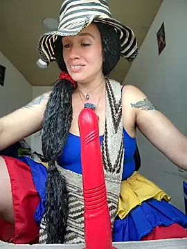 Chat +18 de MARILYNMADELENAKOVANOVA ao vivo