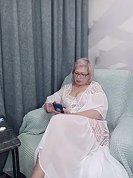 EmilyFanks Chat XXX live