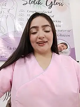 JUANITA-ROJAS' Live XXX Chat