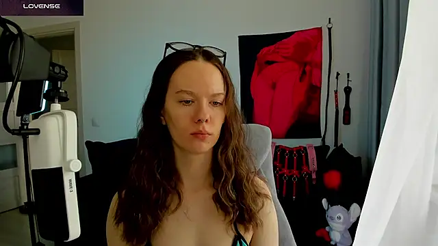 Chat +18 de Goddess_of_Fertility ao vivo