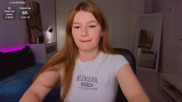 alwaysfrida's Live XXX Chat