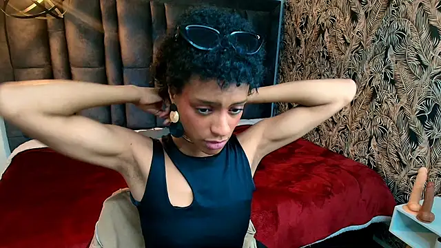 Zia_Greenn Live XXX chat
