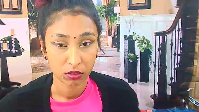 แชท XXX สดของ IndianSexyButt