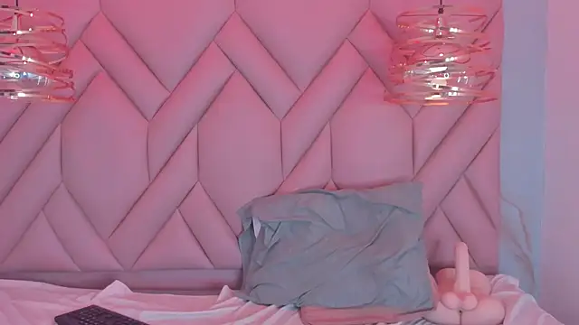 AngelaaCute_'s Live XXX Chat