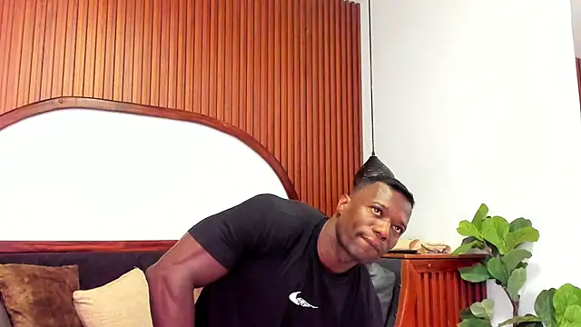 MarcusBlack_ Show Webcam