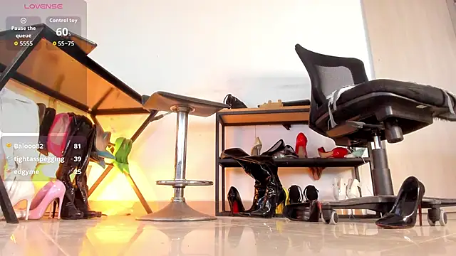 lunavelezzz Adlı Modelin Canlı XXX Sohbeti