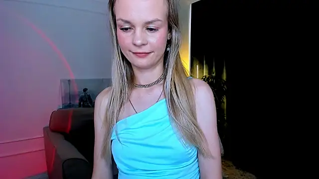 MidnighteAura Adlı Modelin Canlı XXX Sohbeti