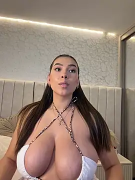 DannaMarshall Show in webcam