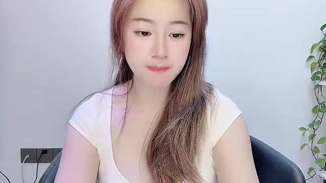 Baixi-01 Adlı Modelin Canlı XXX Sohbeti