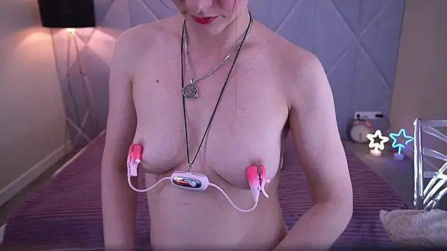 LadyChanelll – Kamerová šou