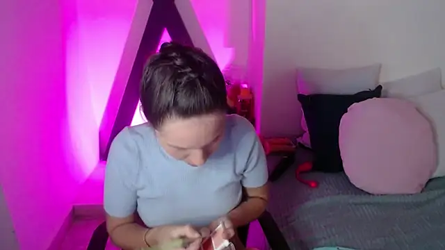 SugarBlanc Chat XXX in diretta