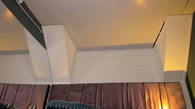 Fiorelaa_ লাইভ XXX চ্যাট