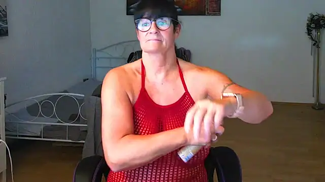 Sylly Live XXX-chat