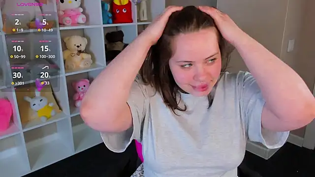Chat +18 de EricaElliott ao vivo