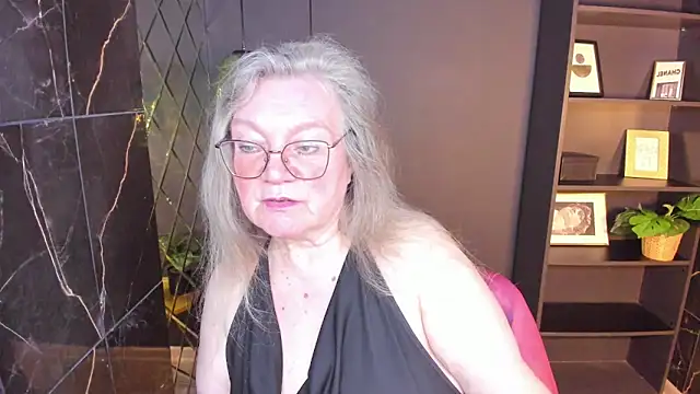 Chat +18 de NataliMellow ao vivo