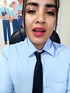 Chat XXX en directo de MAYE__13