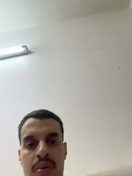 Yassin_ksa – Naživo XXX chat