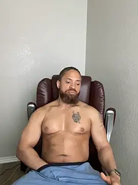 Fathero1time's Live XXX Chat