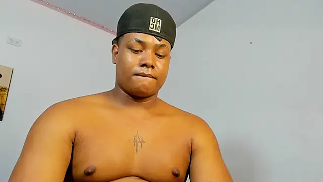 just2latins Chat XXX live