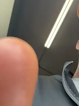Festivitiesking1's Webcam Show