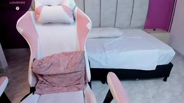 DulceKathy18 Pertunjukan Webcam