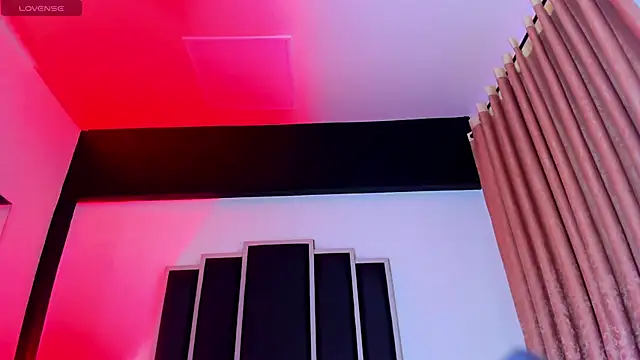 dulce_34 Adlı Modelin Canlı XXX Sohbeti