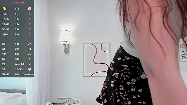 LessieLean's Live XXX Chat
