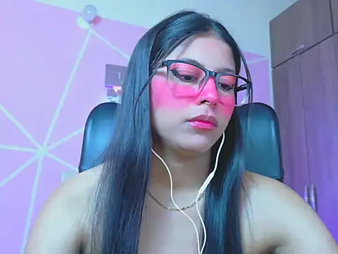 _ALLYSON18_'s Live XXX Chat