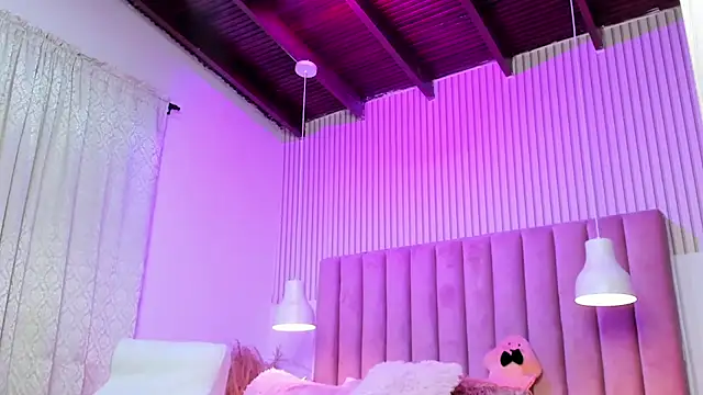 ScarlettDreamss7 webkamerás műsora