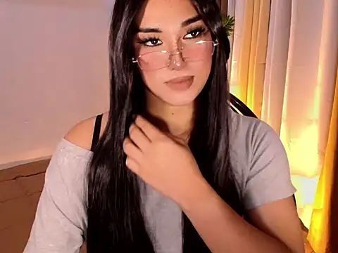 Show de webcam de magnificent_kitana