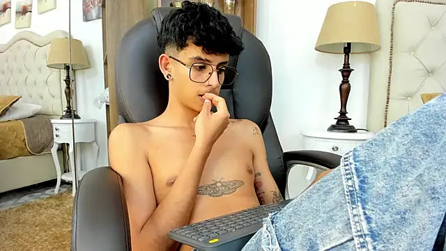 Ibratxandy Chat XXX in diretta