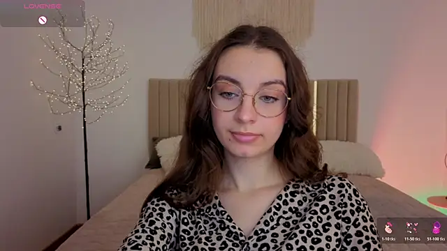 XXX chat uživo modela Real_cutie1