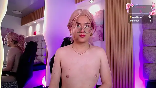 Victoria_Hiills webcam show