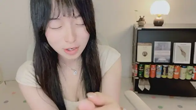Onechestnut Chat XXX in diretta