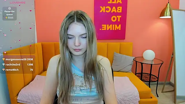 دردشة EvelineAmore الجنسية المباشرة