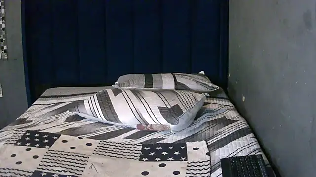 Chat XXX ao vivo de FREAKBARBIE02