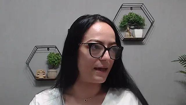 Chat XXX ao vivo de IzabelllNoir