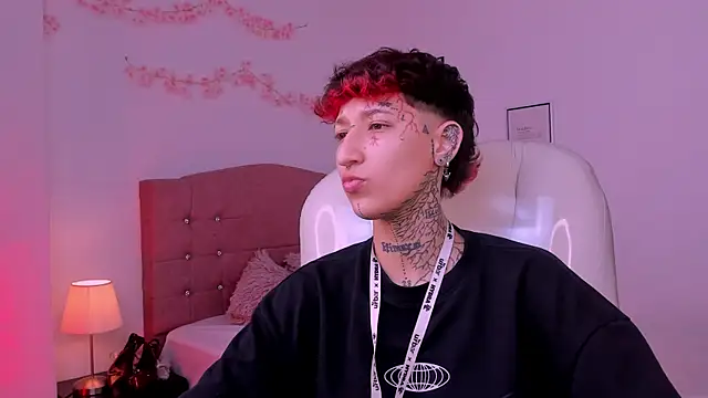 Luci_Rose's Live XXX Chat