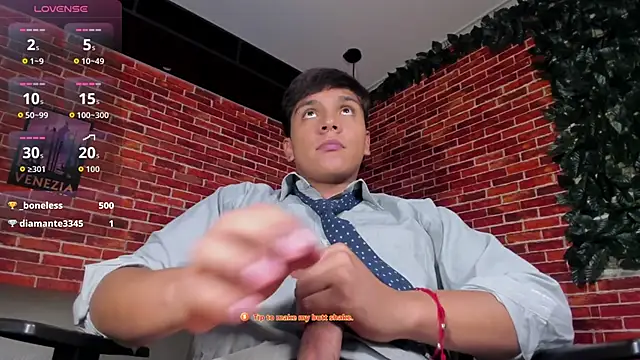 Thiago_Kozak's Webcam Show