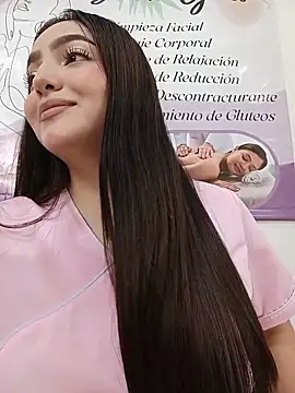 JUANITA-ROJAS Adlı Modelin Canlı XXX Sohbeti