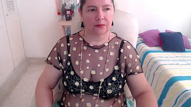 leonela_69 Live XXX Chat