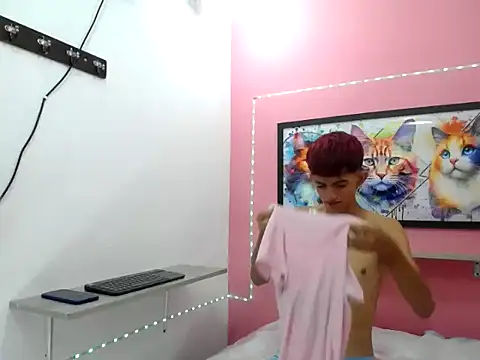 twink_baby_18's Live XXX Chat
