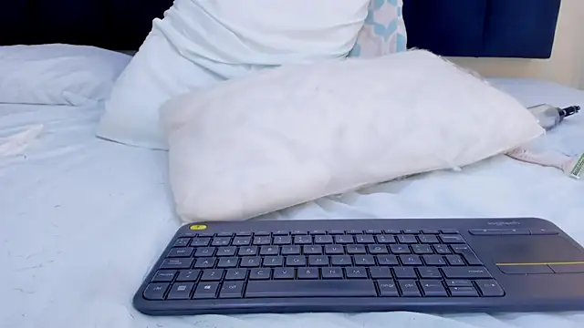 mayaevansmg's Live XXX Chat