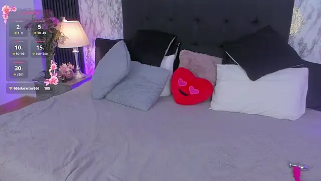 Miamontoya's Live XXX Chat