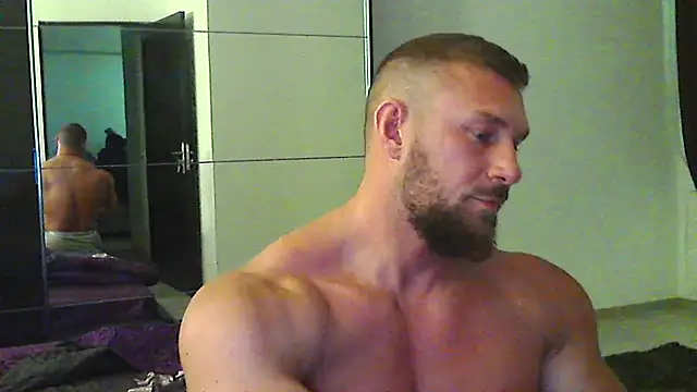 muscularkevin Webcam show